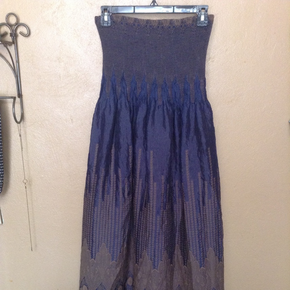 Ladies strapless dress long